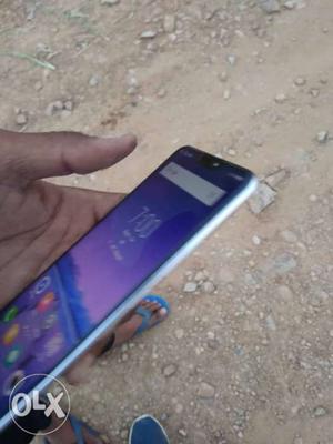 Vivo v9 64 gb good condition with boxes