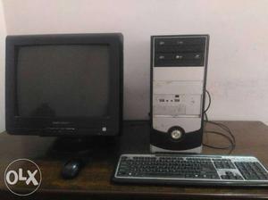 A pc in very good condition with windows 7, 3 gb