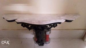 Antique marble top wall shelf with lion