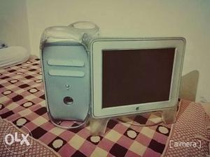 Apple CPU with Apple display all original parts