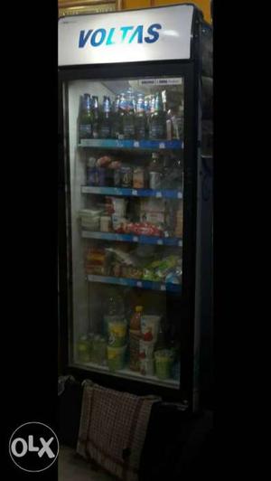 Black Voltas Commercial Beverage Cooler