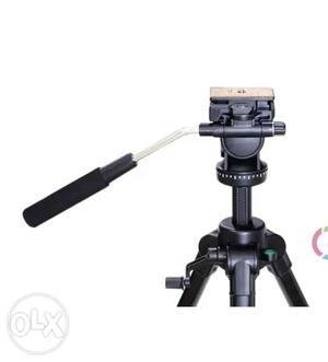 Camera tripod, only 1 time use, 1 month old