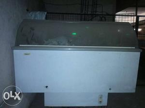 Deep freezer 500 litres capacity in excellent