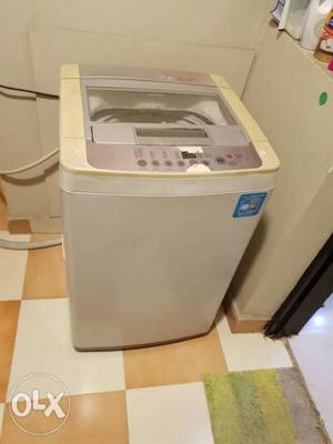 Fully automatic, top load, 6.5kgs LG washing
