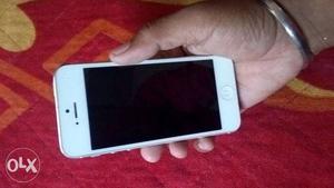 Iphone 5 32 gb want to sale dead phone only part