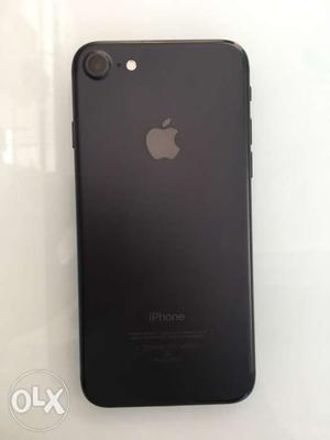 Iphone7 32gb matte black, warranty out (1.5 year