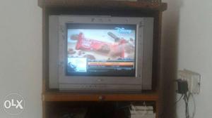 LG Flatron 21 inches color TV. 8 years old. Good