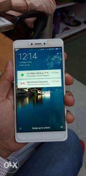 Mi note 4 8 months old, scretchless phone with