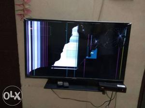 Samsung 39" HD LED TV damage screen Audio working