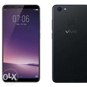 Vivo v7+ in good condition only 7 month old..