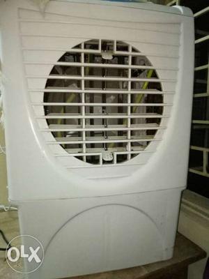 White cooler with very good condition