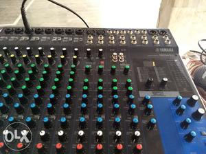 Yamaha Mixer 16 channel's one year old