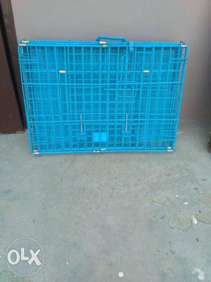 A new branded folded cage
