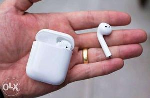 Apple airpods available in Jaipur
