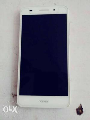 Honor mobile phone camul00 5 month old with