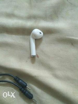 Wireless earpods with charging case and 2 months