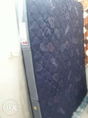 Black And Gray Floral Mattress