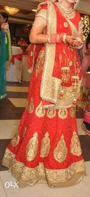 Blood Red Lehnga wid Red & Goldn Work