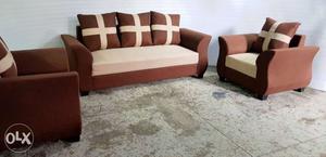 Brand new brown five seater sofa set in 40 density foam 5 yr