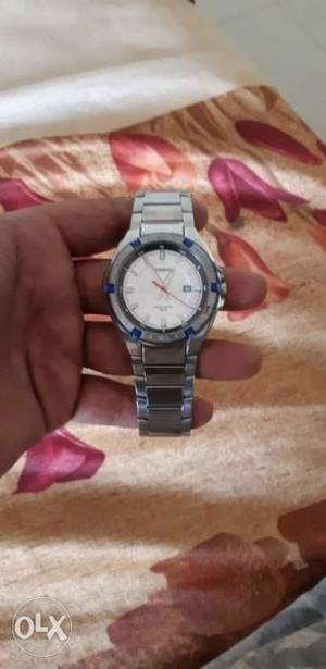 Casio chrome strapped watch. Perfect working