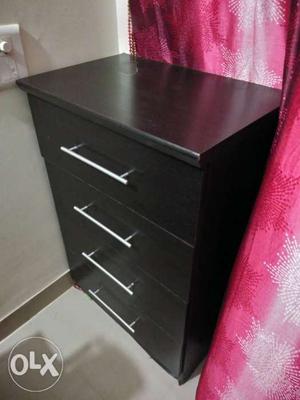 Chest of drawers in very good condition and