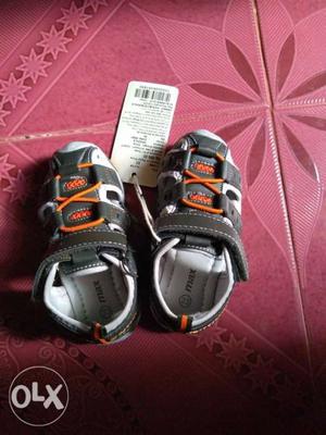 Size:14.4 cm max kids boys sandals...