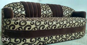 Sofa set good condition urgent selling