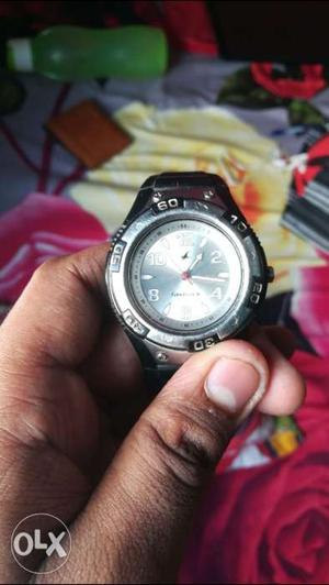 Fastrack watch 6 months old for quick sale can