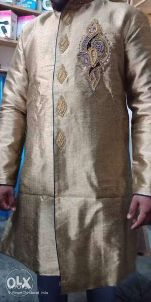 Shervani full kurta and pant not 1 time used