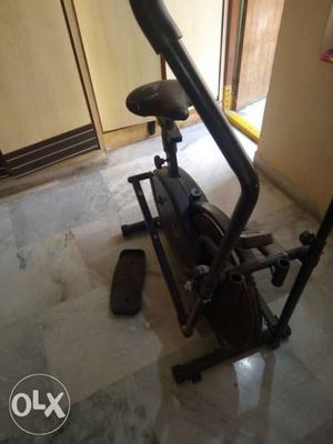 Black Dual-cardio Trainer