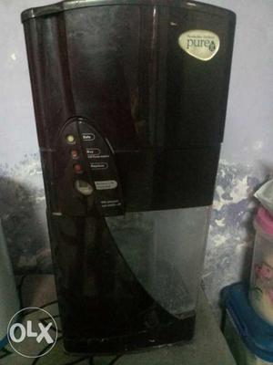 Black Pure Water Purifier With Dispenser