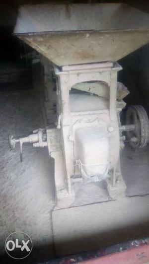 Gray Milling Machine