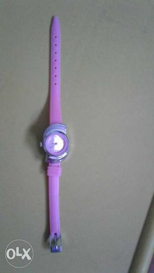 One day used watch New piece stylish pink color watch