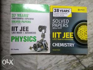 Physics and chemistry IIT preparation books in