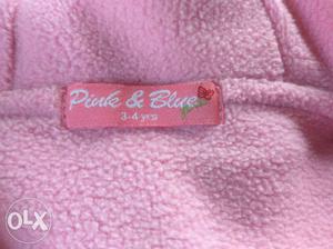 Pink winter jacket sweater bought in US for 3 to 4yrs girl