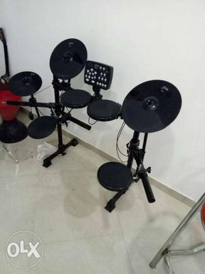 Elecitric drum kit trinity