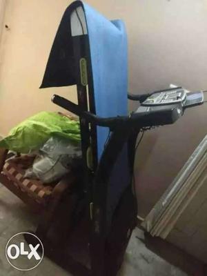 Fully working fitline treadmill
