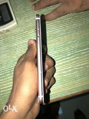 Iphone 6s 16 gb with og charger and headphone not