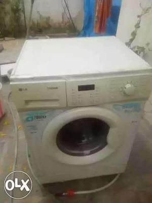 LG washing machine 7.5 kg front load