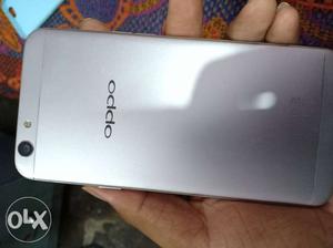 Oppo F1s in a very good condition, price will be