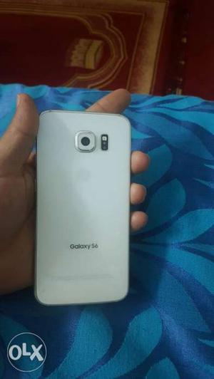 Samsung galaxy s6 white in good condition