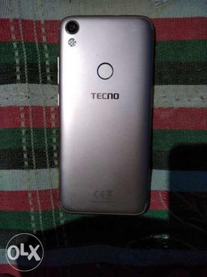 Tecno Camon i, 4 months old, front flash, scratch
