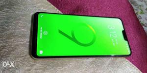 Vivo V9 phone is on sale with 64gb Inbuild and
