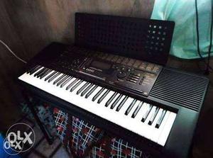 Yamaha PSR 520