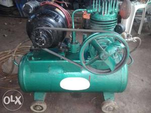 Air compresor in good condition..with heavy motor