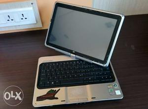 Old HP touch screen laptop. No hard-disk, Faulty