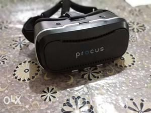 Procus VR Brat (Virtual Reality Headset) - Hardly used
