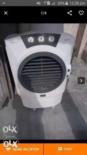 White And Black Portable Air Conditioner Screenshot