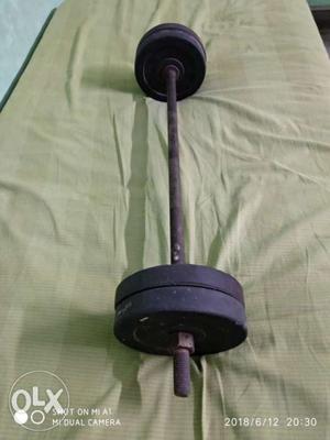 Barbell with 4 plates