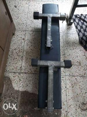 Bench press simple one which has no bend